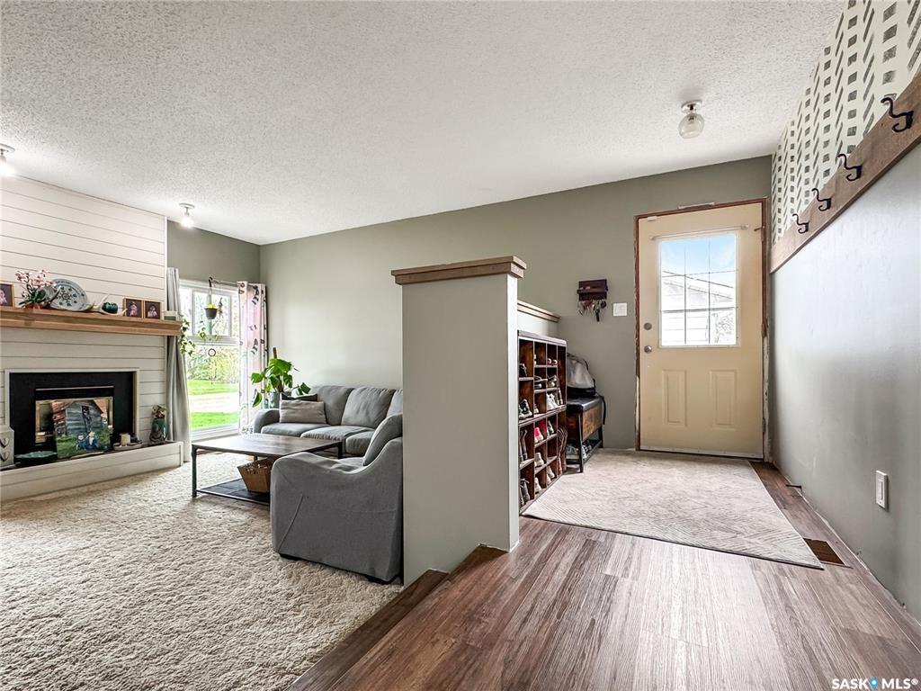 Fifth View of 321 Arthur Street, Cut Knife, Saskatchewan, S0M 0N0