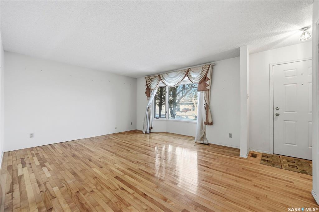 Fifth View of 110 Cowley Road, Erindale, Saskatoon, Saskatchewan, S7N 3Z5