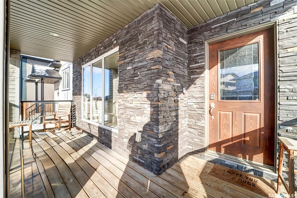 Third View of 1042 Kloppenburg Bend, Evergreen, Saskatoon, Saskatchewan, S7S 1N1