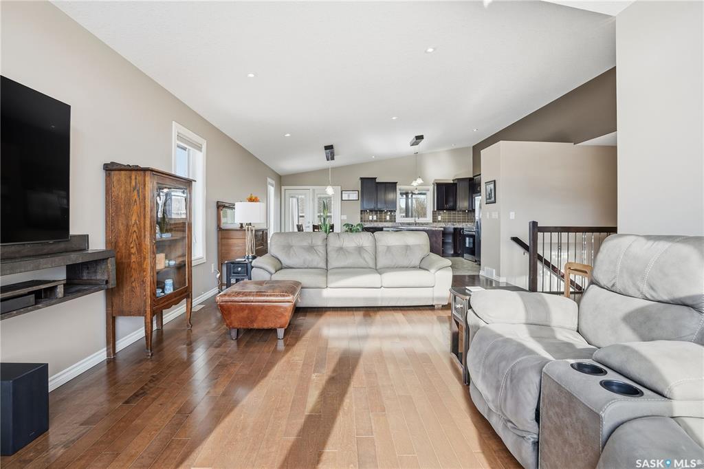 Fifth View of 1001 Otterloo Street, Indian Head, Saskatchewan, S0G 2K0