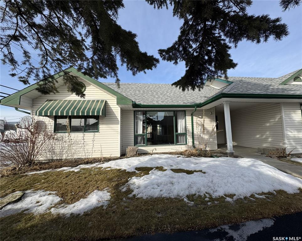 Second View of 111 2nd Avenue E #105, Rosetown, Saskatchewan, S0L 2V0