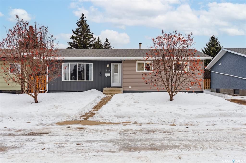 215 Needham Crescent, SK028632, Saskatchewan,