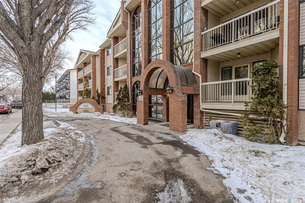 Second View of 520 3rd Avenue N #202, City Park, Saskatoon, Saskatchewan, S7K 2J7