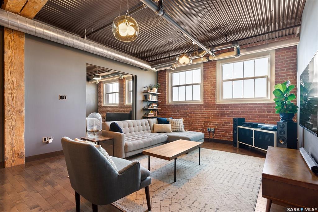 Fifth View of 1275 Broad Street #305, Warehouse District, Regina, Saskatchewan, S4R 1Y2