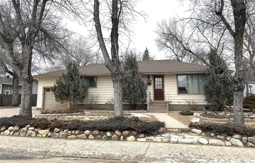 1626 Grundeen Crescent, SK028674, Saskatchewan,