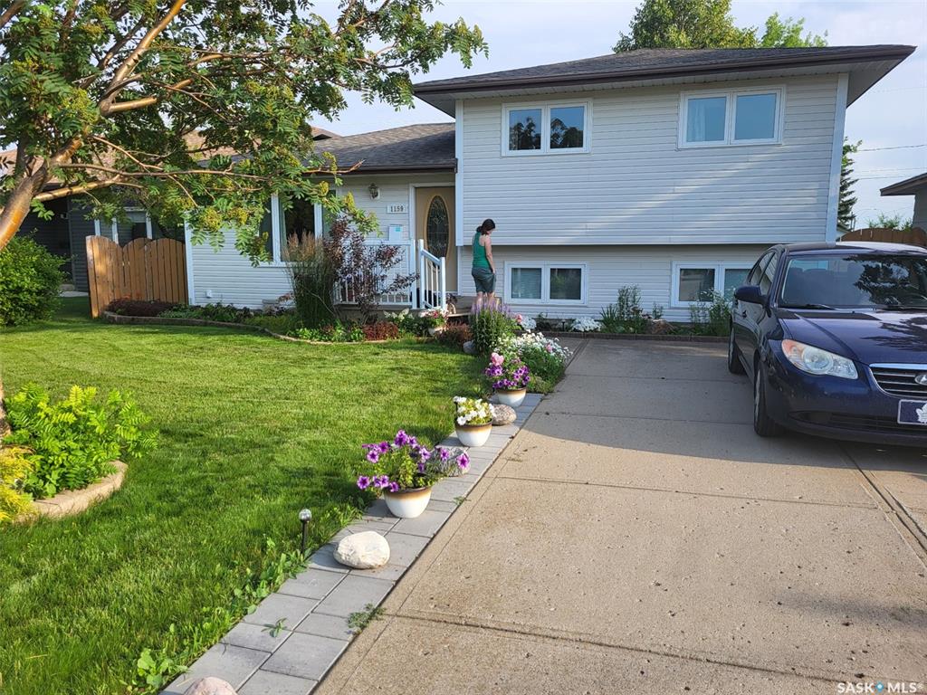 MLS® listing #SK028698 for sale located at 1159 Hochelaga Street W