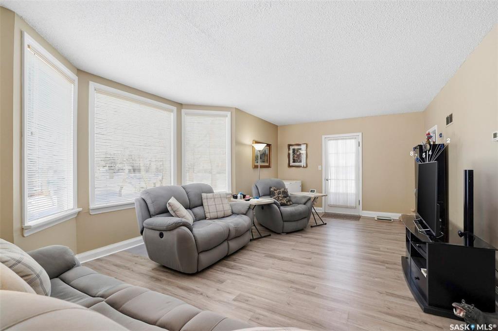 Fourth View of 208 2nd Avenue E, Nokomis, Saskatchewan, S0G 3R0