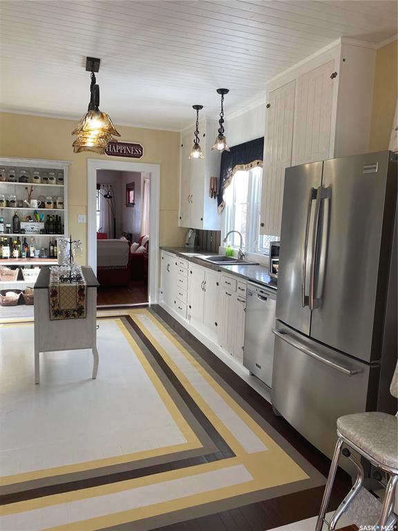 Third View of 625 Centre Street, Shaunavon, Saskatchewan, S0N 2M0