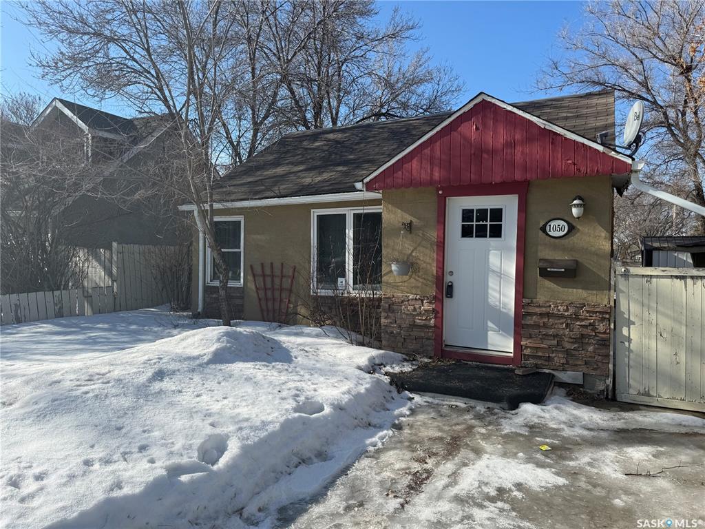 MLS® listing #SK028747 for sale located at 1050 Wascana Street