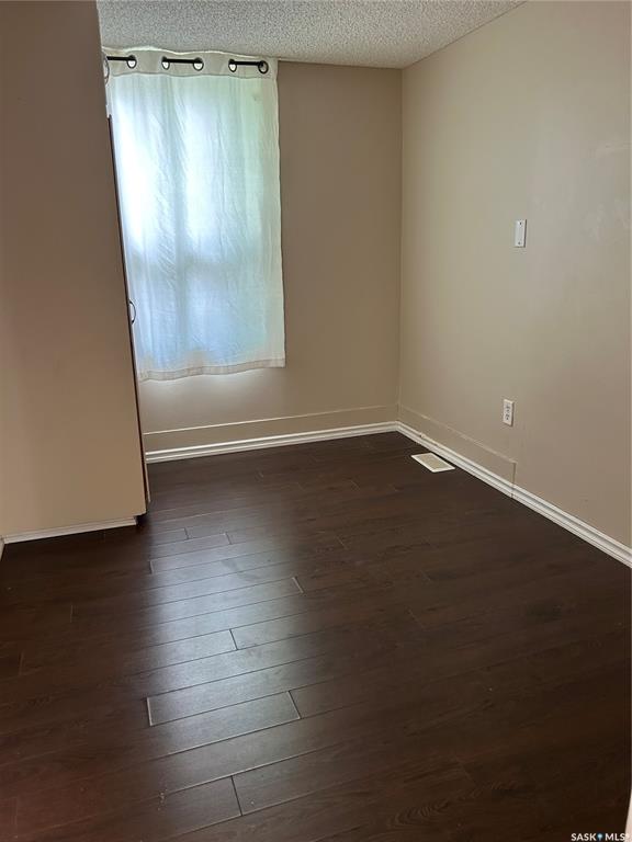 Fourth View of 1113 Valley Street, Valleyview, Estevan, Saskatchewan, S4A 0E3