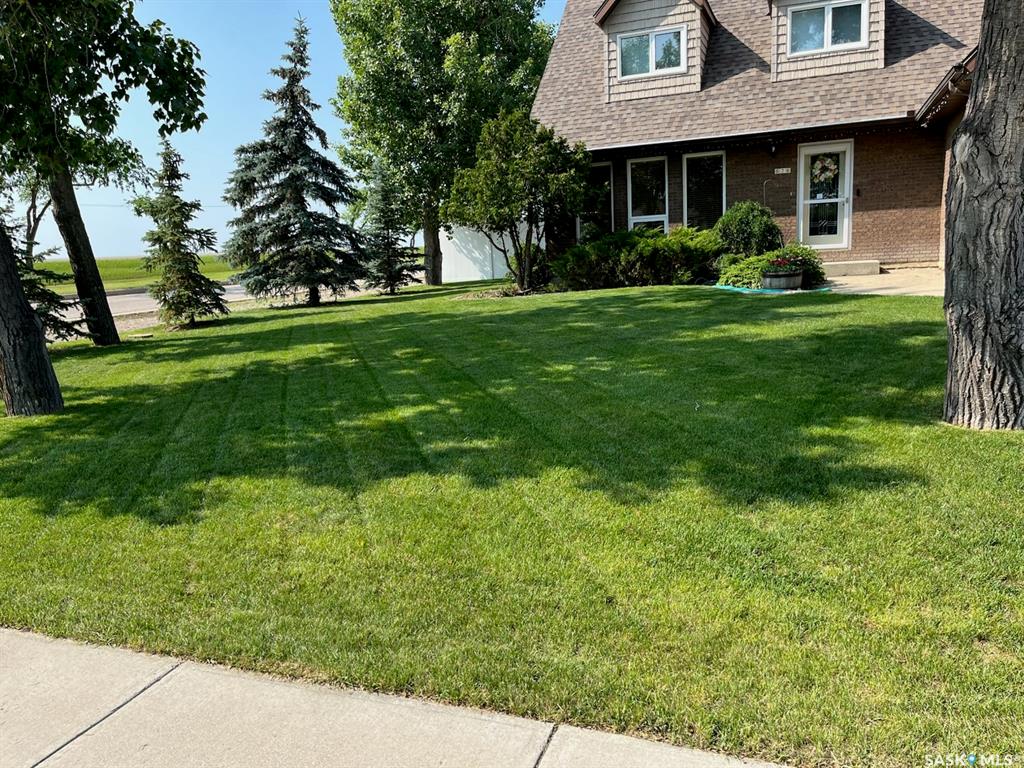 Fourth View of 626 4th Avenue W, Kindersley, Saskatchewan, S0L 1S0