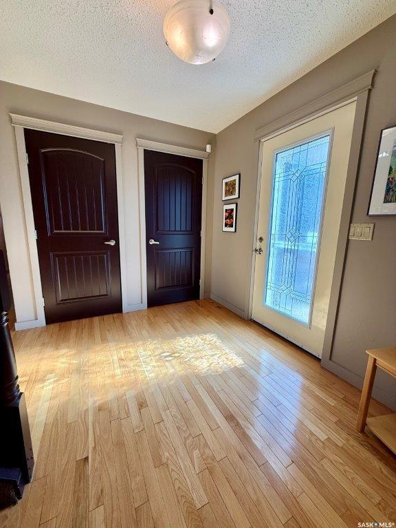 Fifth View of 626 4th Avenue W, Kindersley, Saskatchewan, S0L 1S0