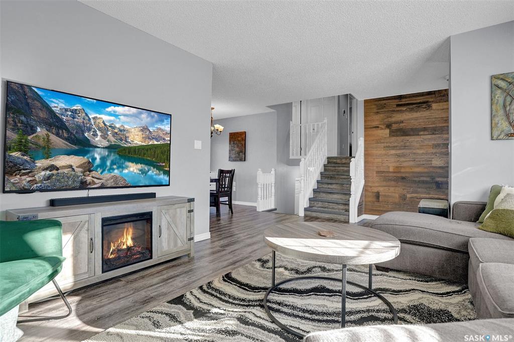 Third View of 590 Rink Avenue, McCarthy Park, Regina, Saskatchewan, S4X 2E9