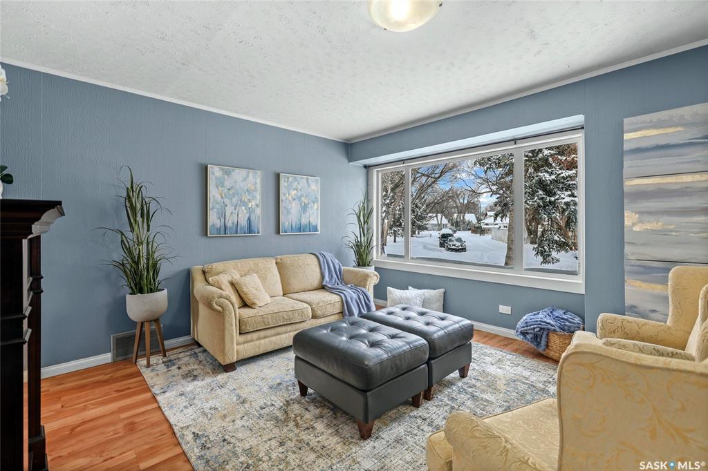 Fourth View of 40 Sussex Crescent, Washington Park, Regina, Saskatchewan, S4T 6A2