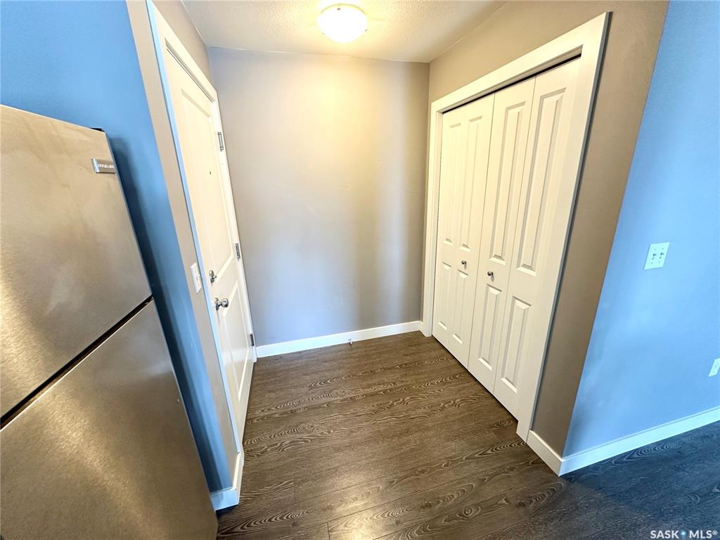 Second View of 820 5th Street Ne #202, Weyburn, Saskatchewan, S4H 2V2