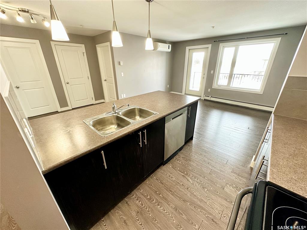 Third View of 820 5th Street Ne #202, Weyburn, Saskatchewan, S4H 2V2