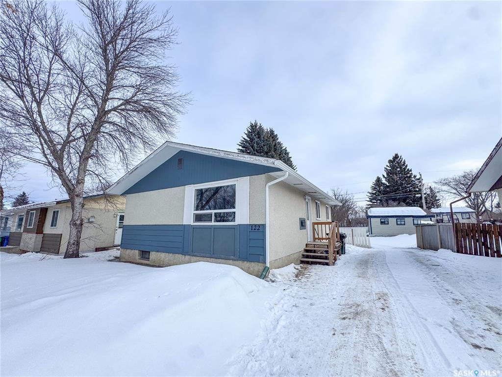 Second View of 122 Macarthur Drive, Westview PA, Prince Albert, Saskatchewan, S6V 5X1