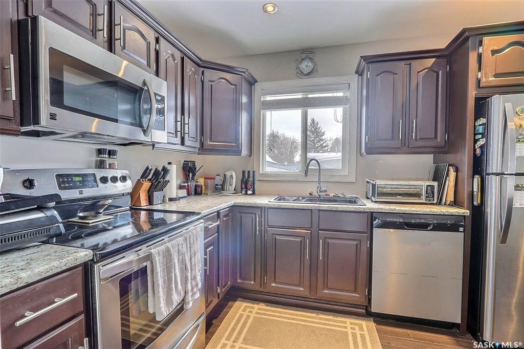 Third View of 122 Macarthur Drive, Westview PA, Prince Albert, Saskatchewan, S6V 5X1