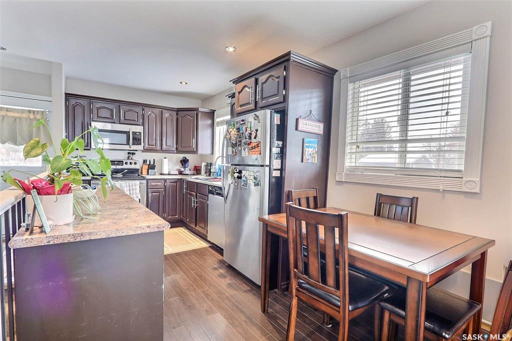 Fifth View of 122 Macarthur Drive, Westview PA, Prince Albert, Saskatchewan, S6V 5X1