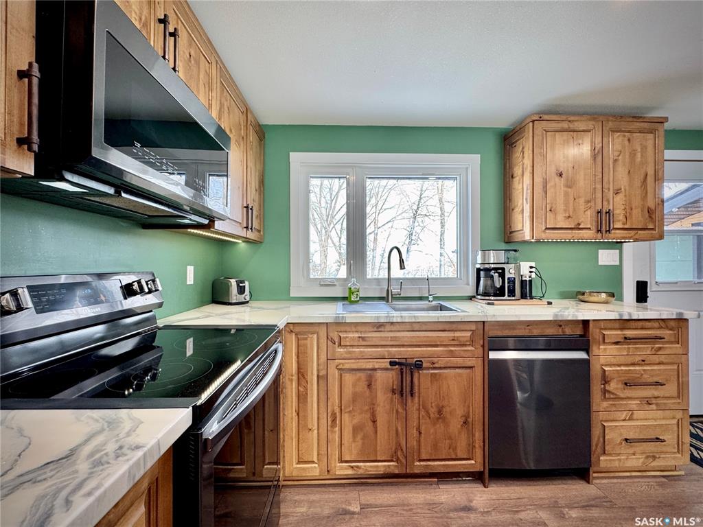 Fifth View of 19 Hudson Bay, Esterhazy, Saskatchewan, S0A 0X0