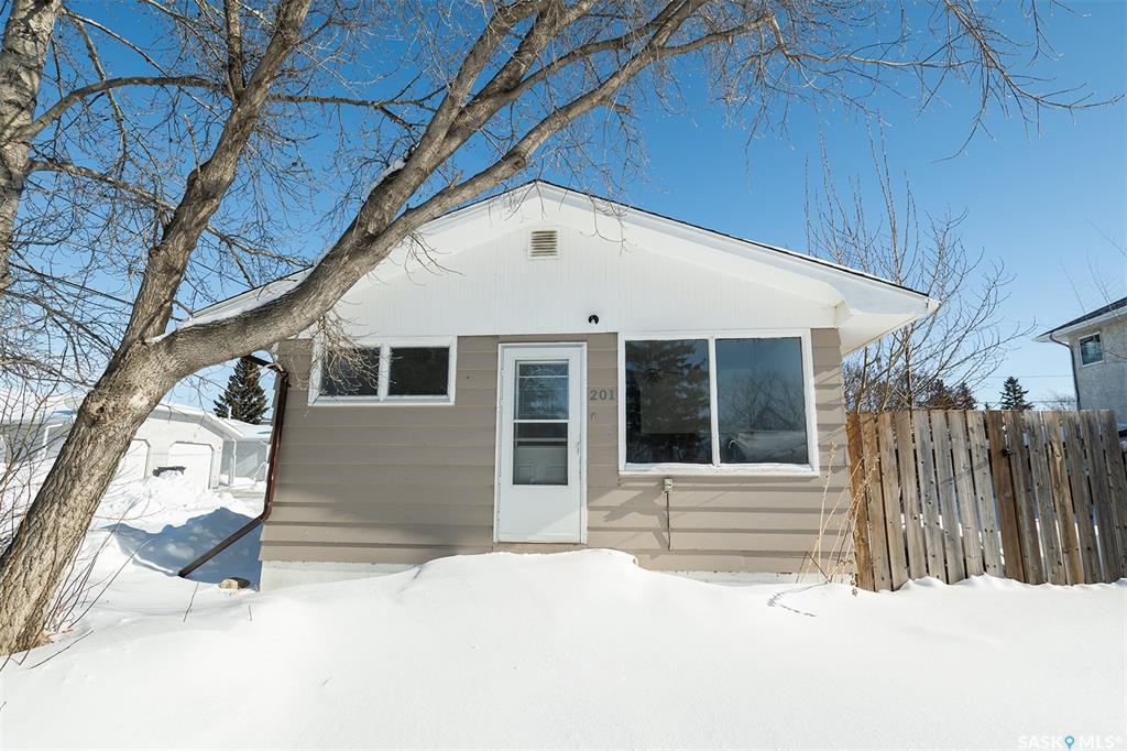 201 2nd Street W, SK029128, Saskatchewan,