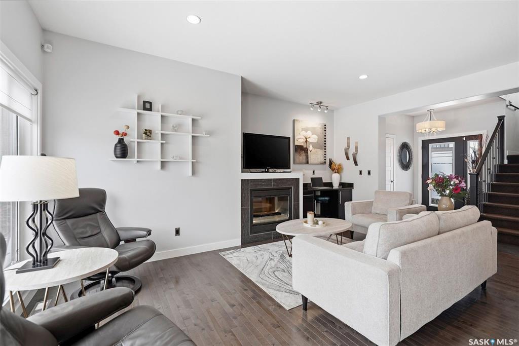 Fifth View of 707 Sauer Crescent, Evergreen, Saskatoon, Saskatchewan, S7W 0J8