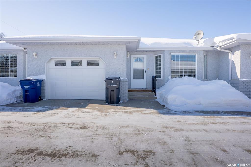 210 4th Street #5, SK029188, Saskatchewan,