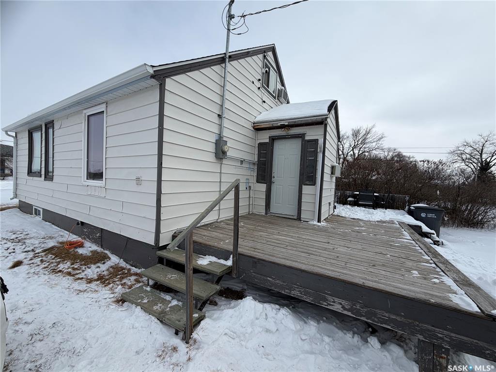 Second View of 719 Railway Avenue, Gainsborough, Saskatchewan, S0C 0Z0
