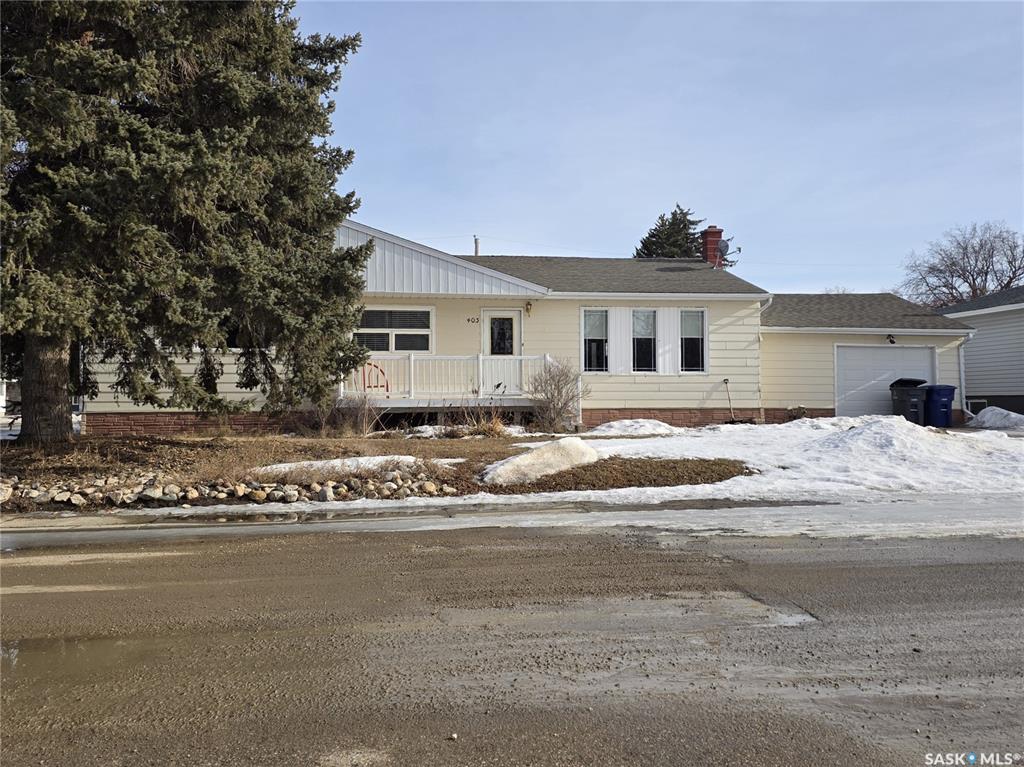 Third View of 403 Thomson Street, Outlook, Saskatchewan, S0L 2N0