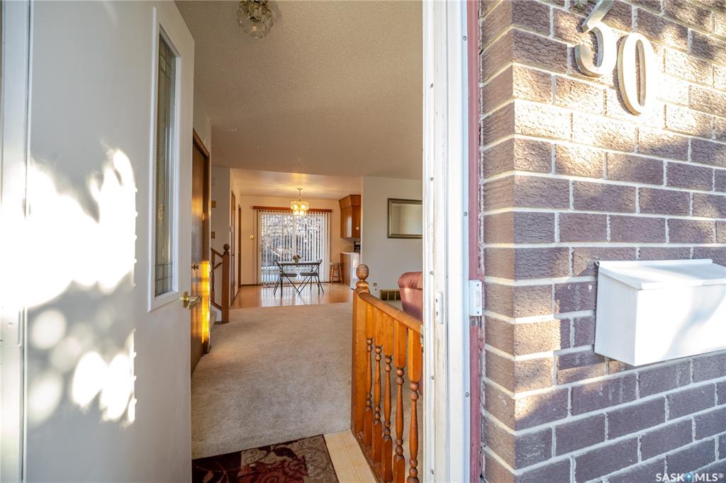 Third View of 30 Avens Road, VLA/Sunningdale, Moose Jaw, Saskatchewan, S6J 1B6