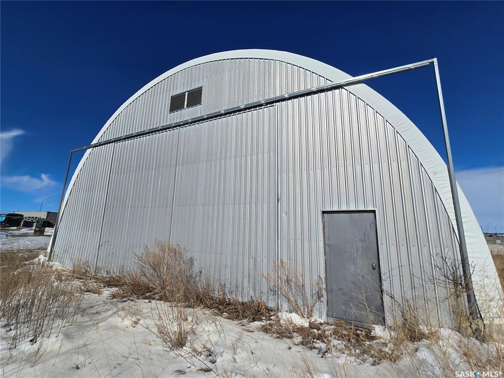 Fourth View of Evanston Park, Weyburn, Saskatchewan, S4H 0B6