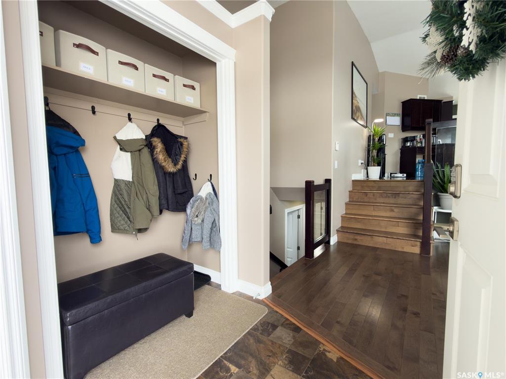 Fourth View of 10 Lott Road E, White City, Saskatchewan, S4L 0B6