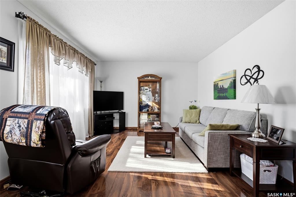 Fifth View of 130 Church Drive, Sherwood Estates, Regina, Saskatchewan, S4X 1P8