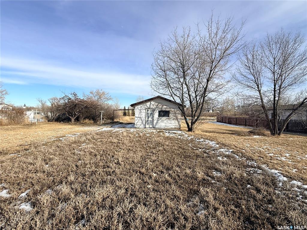 Third View of 61 14th Avenue Se, Swift Current, Saskatchewan, S9H 3S3