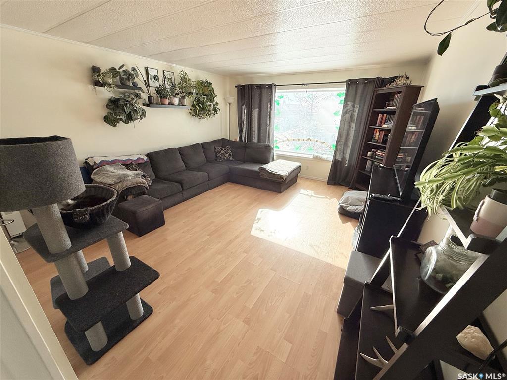 Fifth View of 148 Laing Crescent, Weyburn, Saskatchewan, S4H 2R9