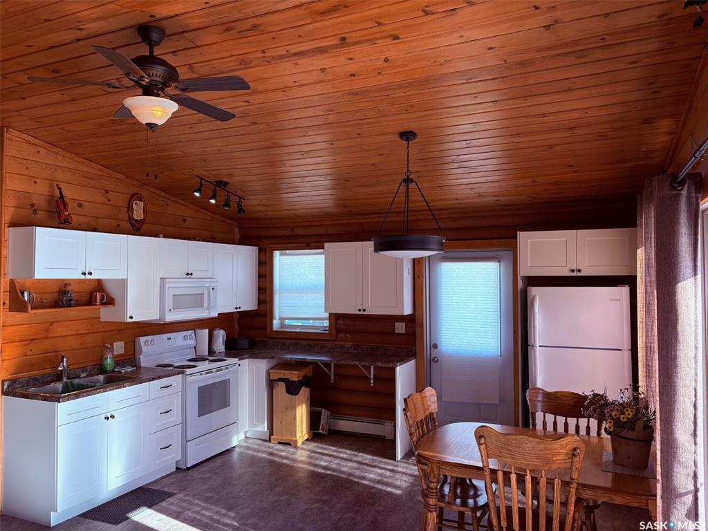 Fourth View of 7 Spiritwood Lane, Good Spirit Acres (Good Lake Rm No. 274), Good Lake Rm No. 274, Saskatchewan, S0A 0L1