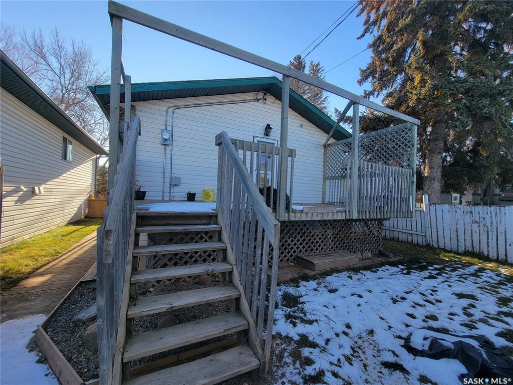 Third View of 4820 46th Street, Lloydminster, Saskatchewan, S9V 0N7