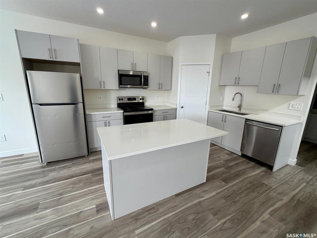 Fourth View of 2978 Green Brook Road, Greens on Gardiner, Regina, Saskatchewan, S4V 3Z6