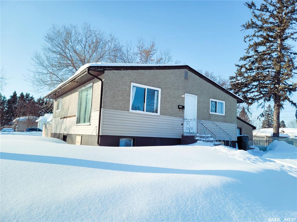 Second View of 635 8th Avenue E, East Flat, Prince Albert, Saskatchewan, S6V 2L8