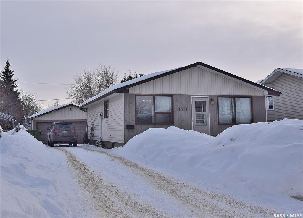 1571 1st Street E, SK029562, Saskatchewan,