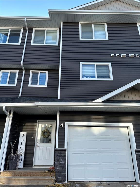 Second View of 1060 Parr Hill Drive #4, Martensville, Saskatchewan, S0K 2T1