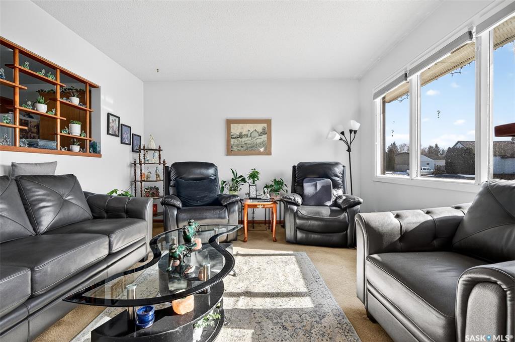 Fourth View of 1226 Grandview Street W, Westmount/Elsom, Moose Jaw, Saskatchewan, S6H 5M2