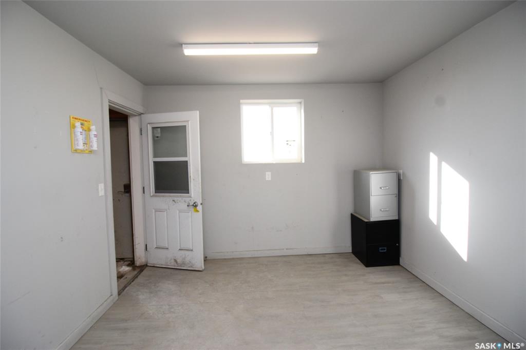 Fourth View of 834 864 Horsey Road, Shaunavon, Saskatchewan, S0N 2M0