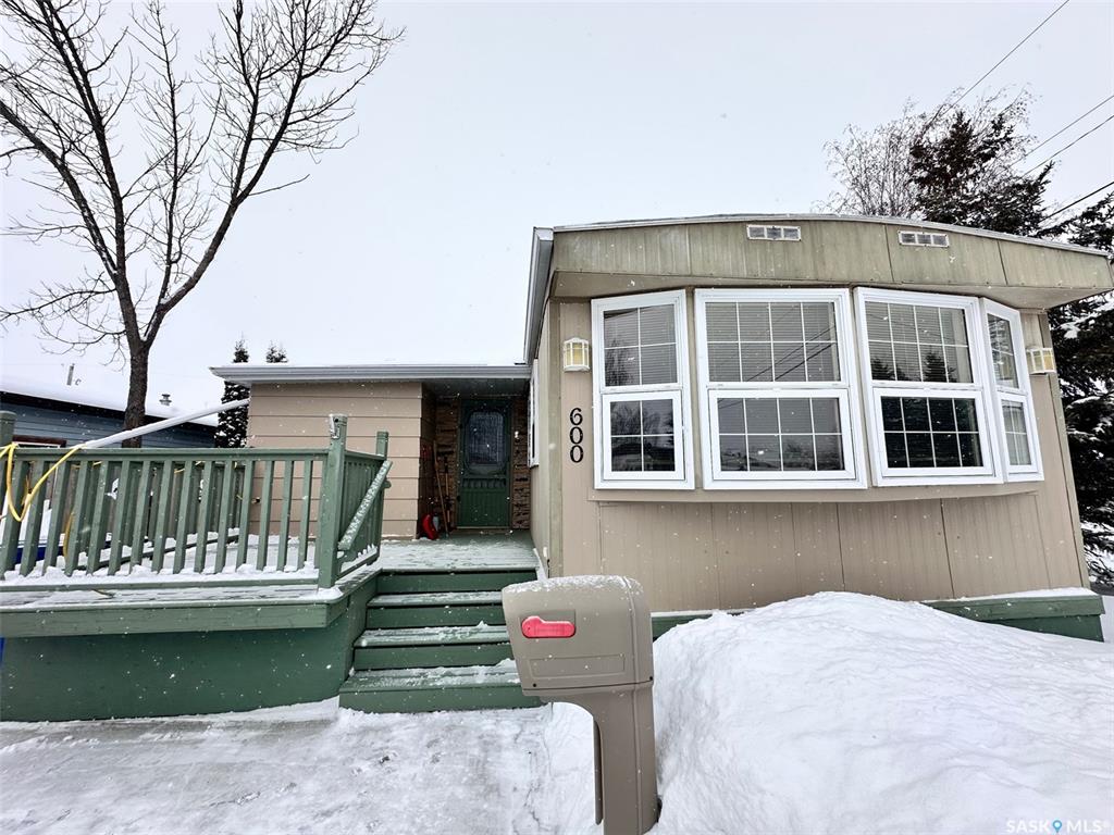 600 Memorial Drive E, SK029705, Saskatchewan,
