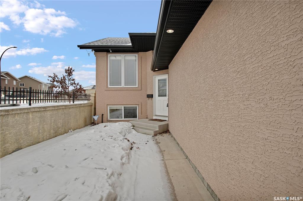 Third View of 1131 Denham Rise, Hampton Village, Saskatoon, Saskatchewan, S7R 0B2