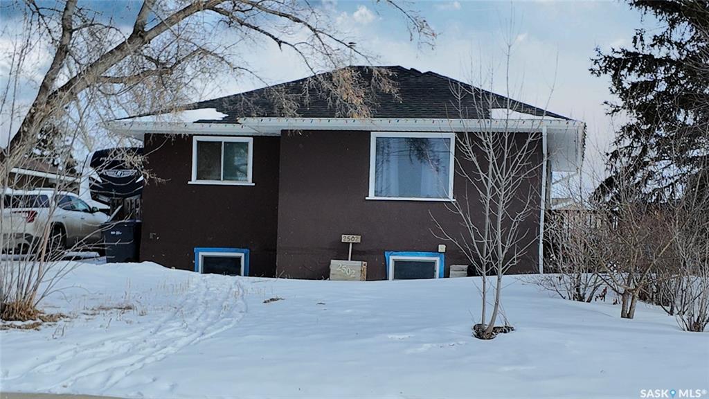 2502 100th Street, SK029800, Saskatchewan,