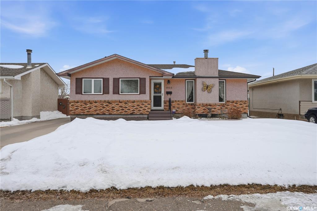 MLS® listing #SK029863 for sale located at 1922 8th Avenue N