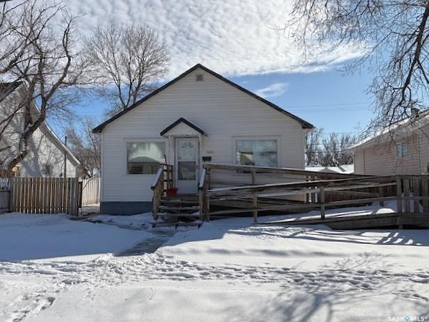 MLS® listing #SK029911 for sale located at 569 Ominica Street E