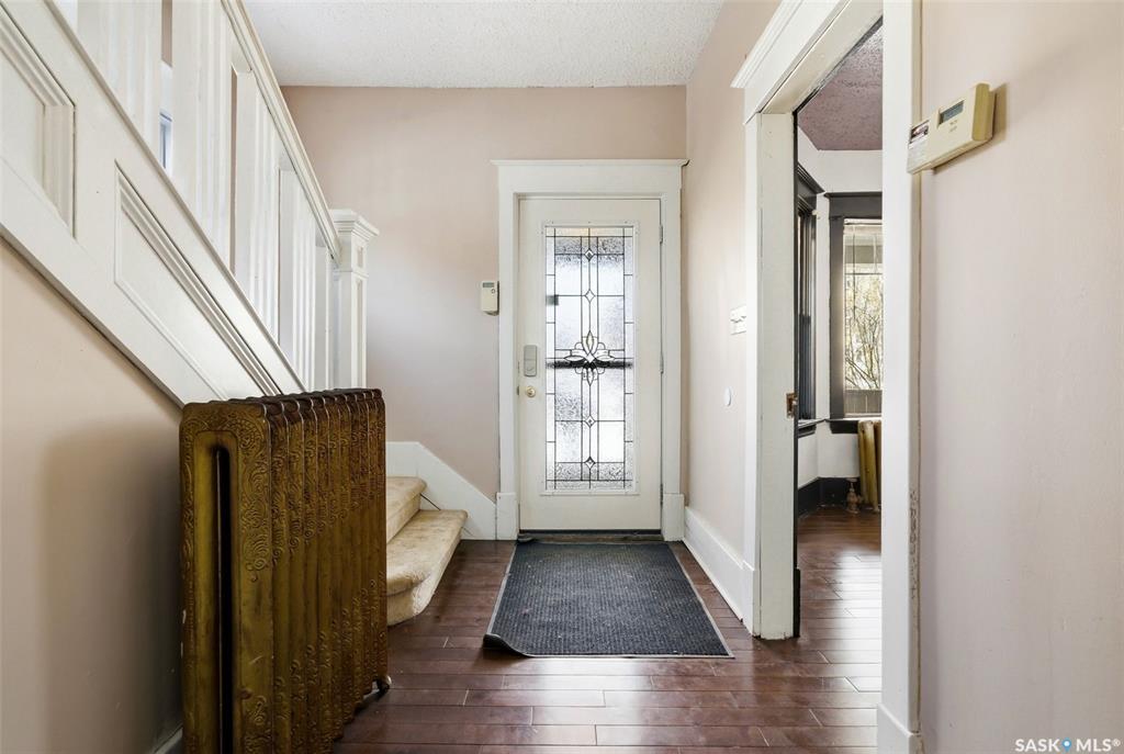 Third View of 2026 Garnet Street, Cathedral RG, Regina, Saskatchewan, S4T 2Z6