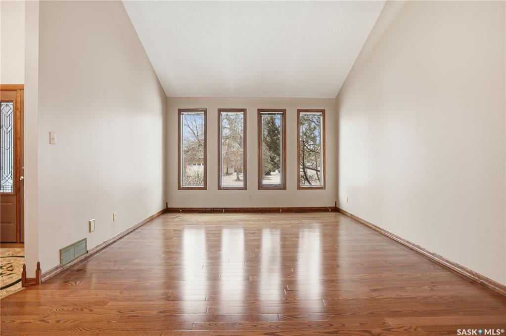 Fifth View of 3747 Wetmore Crescent, Varsity Park, Regina, Saskatchewan, S4V 2B7